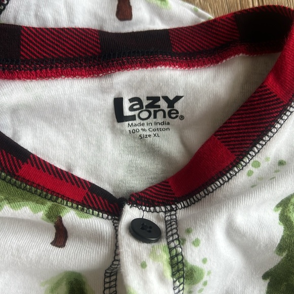 4 LAZY ONE EVERGREEN PLAID FLAPJACKS,Set of 4 adult onesies and one dog onesie! - Picture 10 of 12